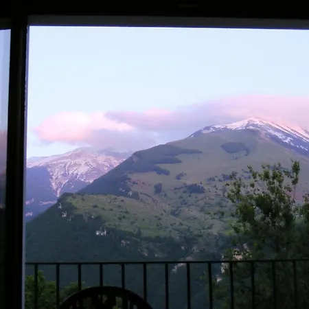 Majellame アパート